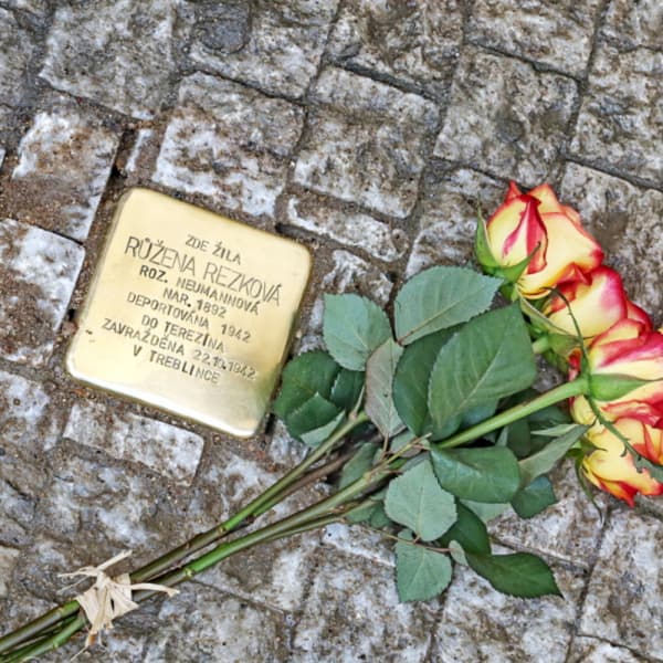 Stolpersteine web